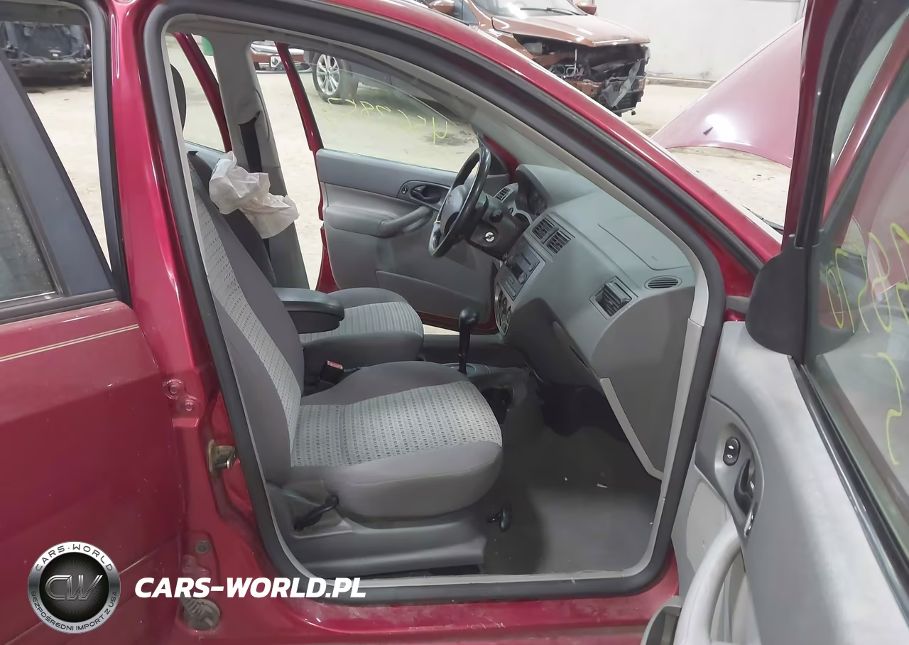 2005 Ford Focus Zxw VIN:1FAHP36N05W230599 - 5
