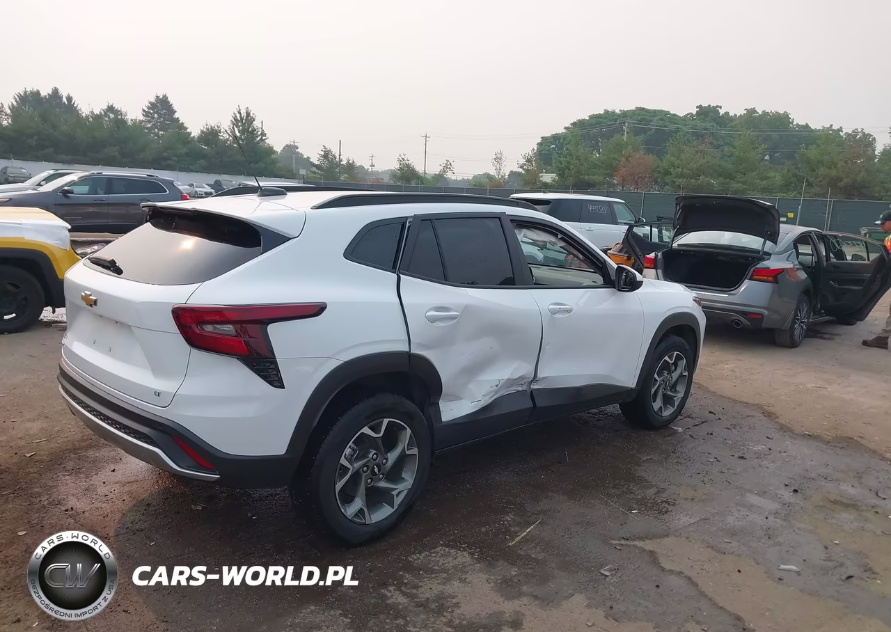2025 Chevrolet Trax Fwd Lt VIN:KL77LHEPXSC159052 - 4