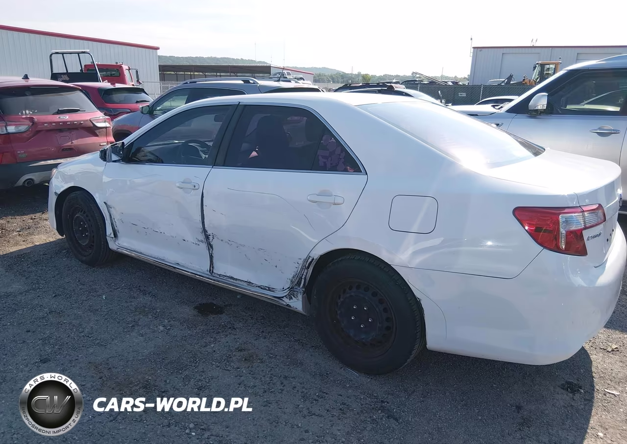 2013 Toyota Camry Le VIN:4T1BF1FK3DU205893 - 14