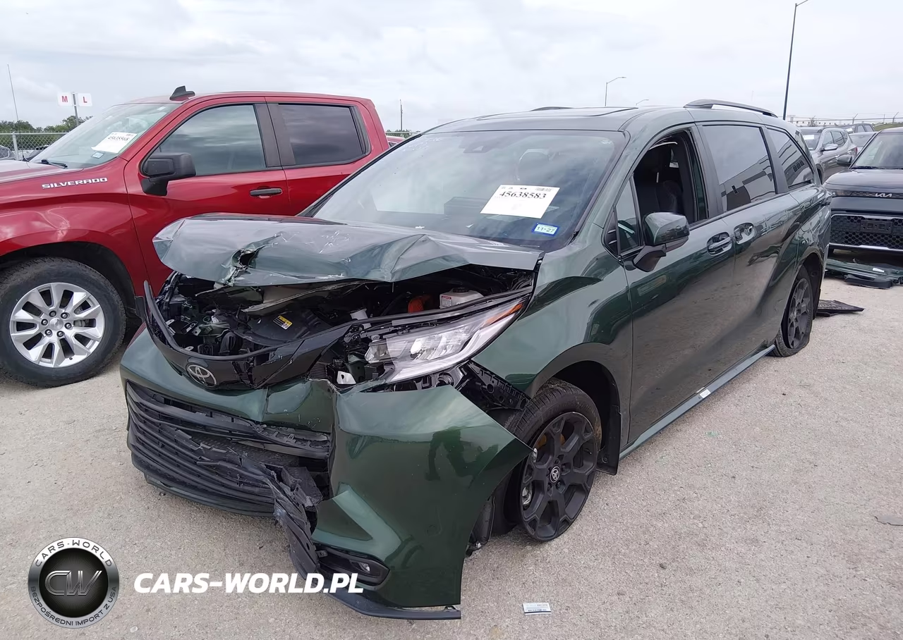 2026 Toyota Sienna Woodland Edition VIN:5TDCSKFC8TS228558 - 2
