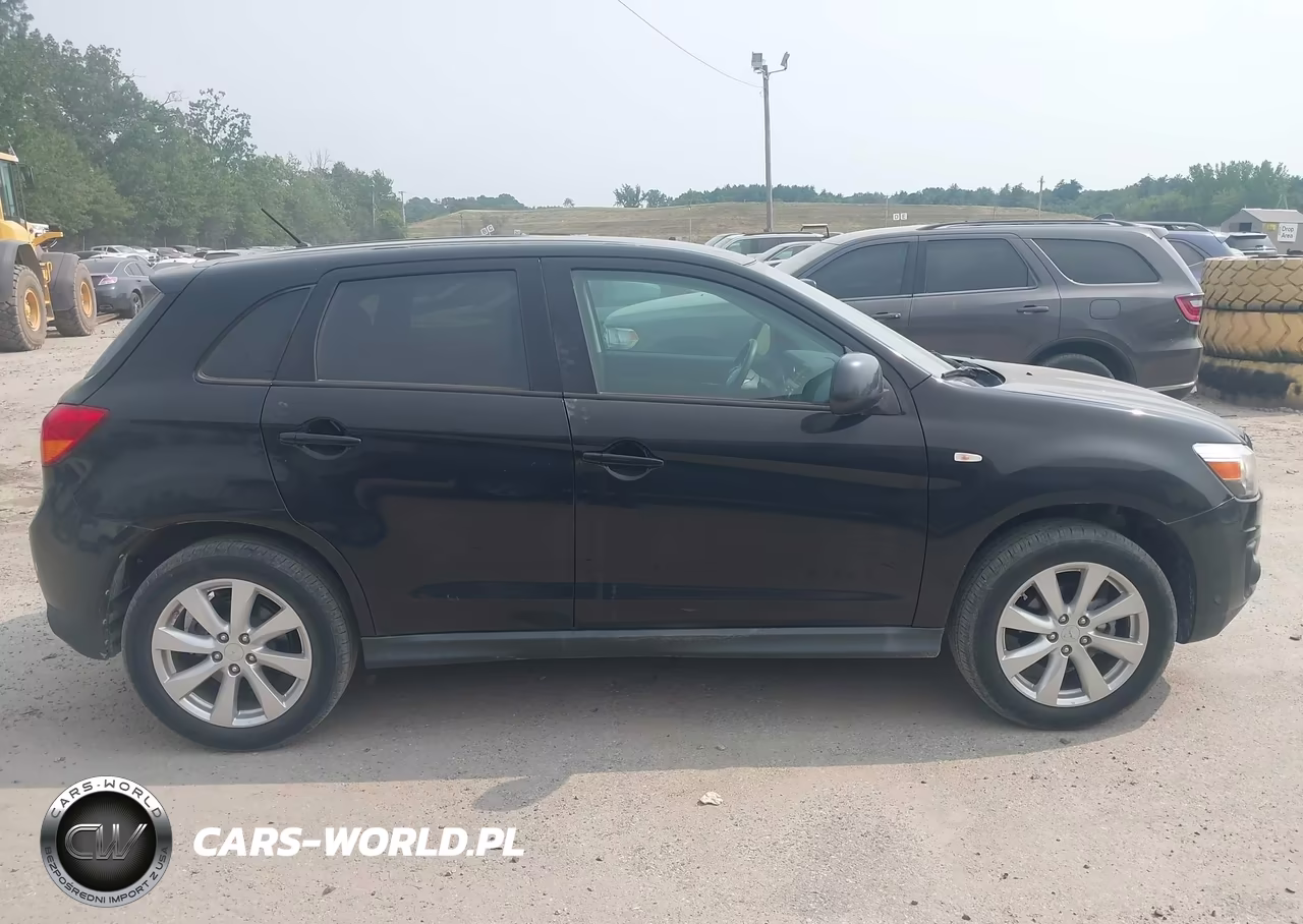 2015 Mitsubishi Outlander Sport Es VIN:4A4AR3AU7FE040917 - 13