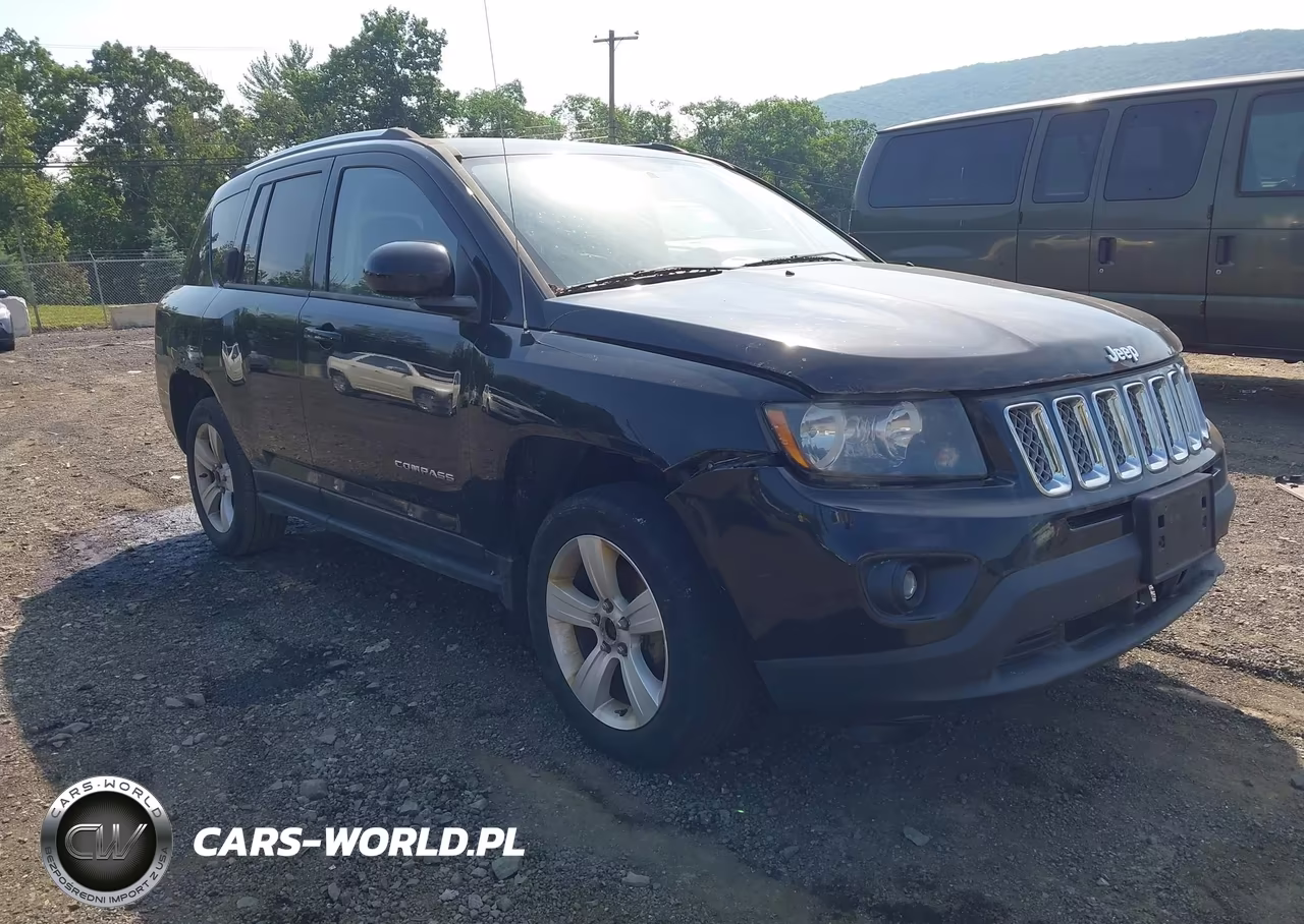 2014 Jeep Compass Latitude VIN:1C4NJDEB8ED632944 - 1