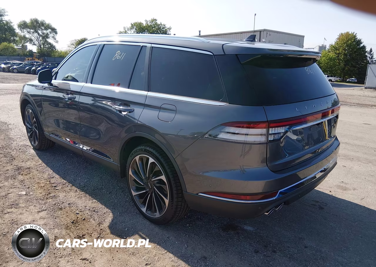 2021 Lincoln Aviator Reserve VIN:5LM5J7XCXMGL14322 - 3