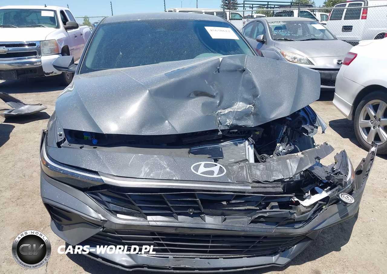 2026 Hyundai Elantra Se VIN:KMHLL4DG5TU099782 - 16