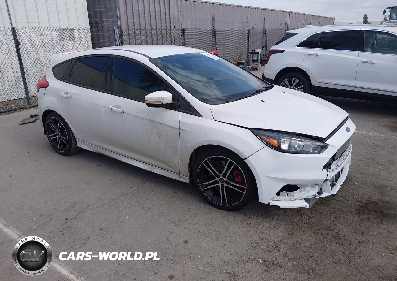2017 Ford Focus St – zdjęcie 1 z 19