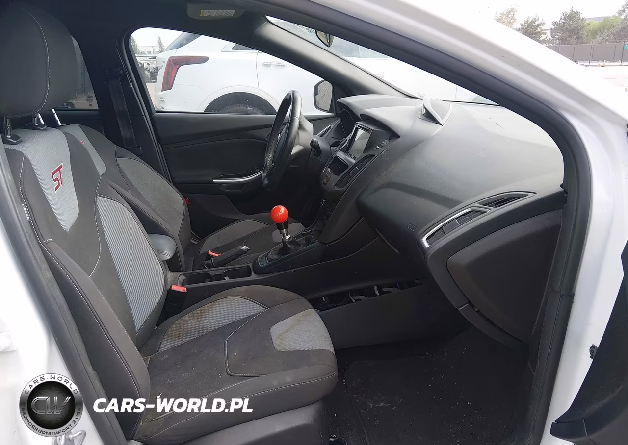 2017 Ford Focus St VIN:1FADP3L91HL290600 - 5