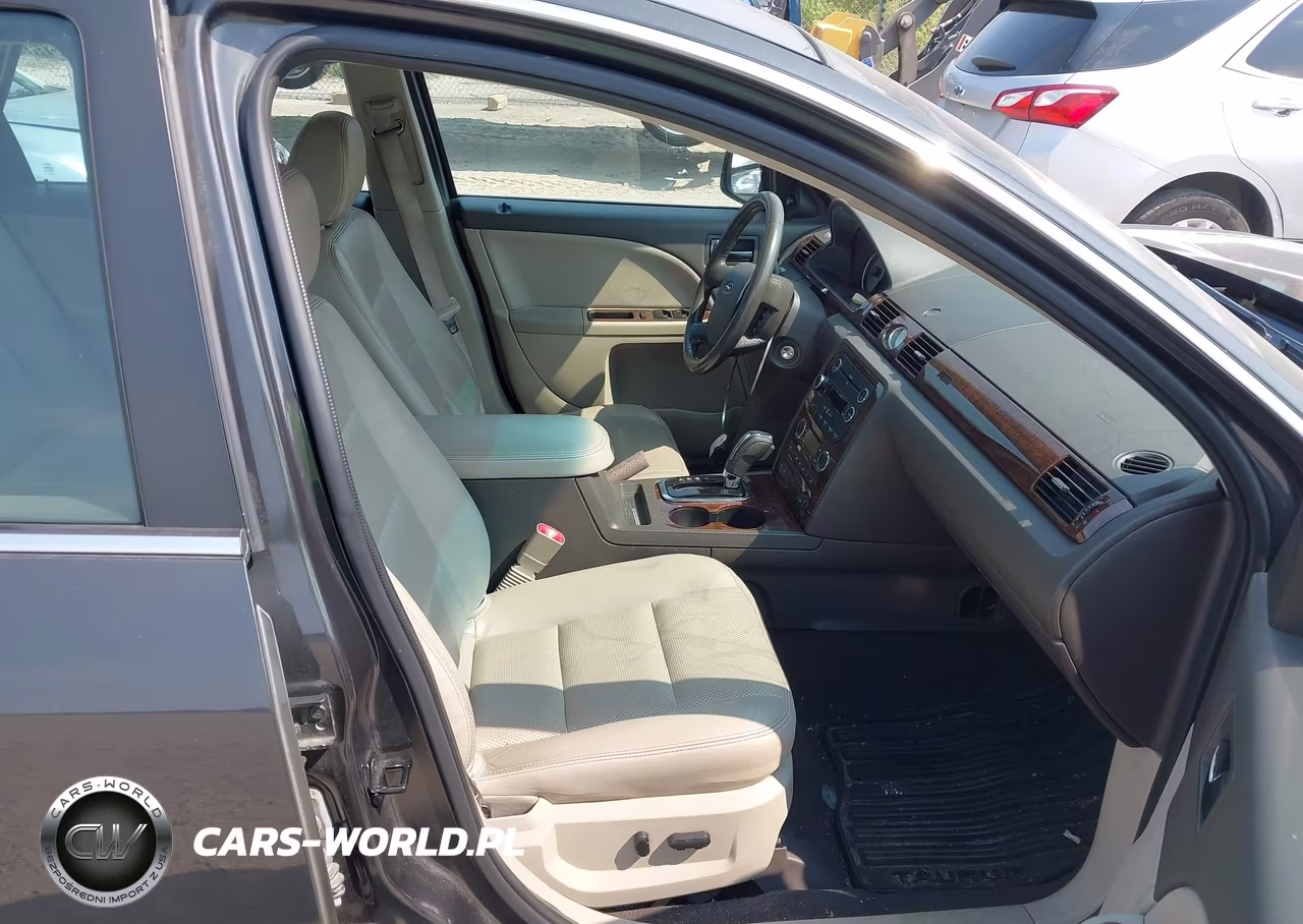2008 Ford Taurus Limited VIN:1FAHP25W88G136943 - 5