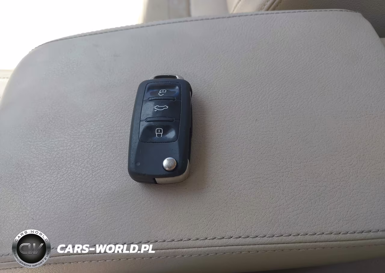 2015 Volkswagen Passat 1.8T Se VIN:1VWBS7A36FC043394 - 11