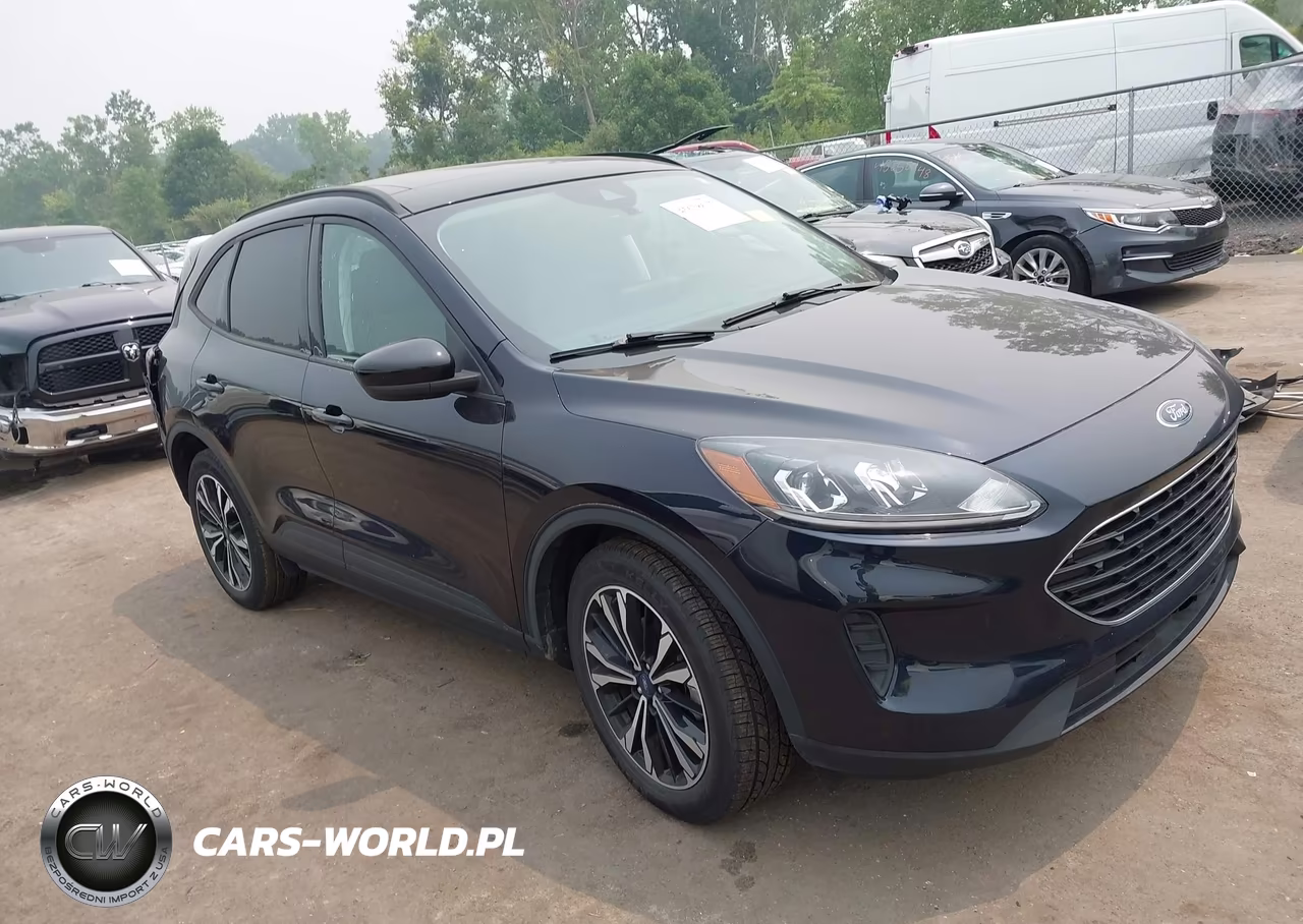 2021 Ford Escape Se