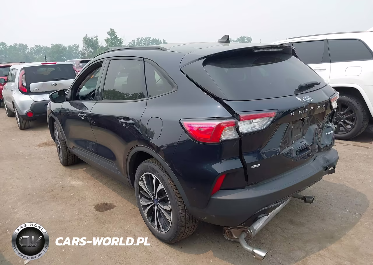 2021 Ford Escape Se VIN:1FMCU9G68MUA24167 - 3