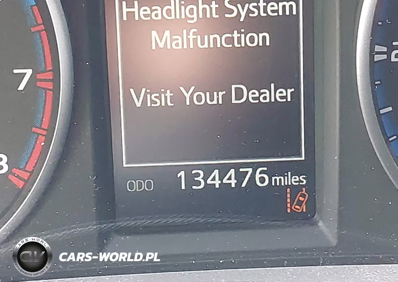 2018 Toyota Rav4 Le VIN:JTMZFREV6JJ729629 - 16