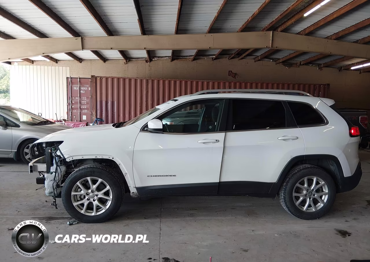 2016 Jeep Cherokee Latitude VIN:1C4PJMCB1GW276548 - 14