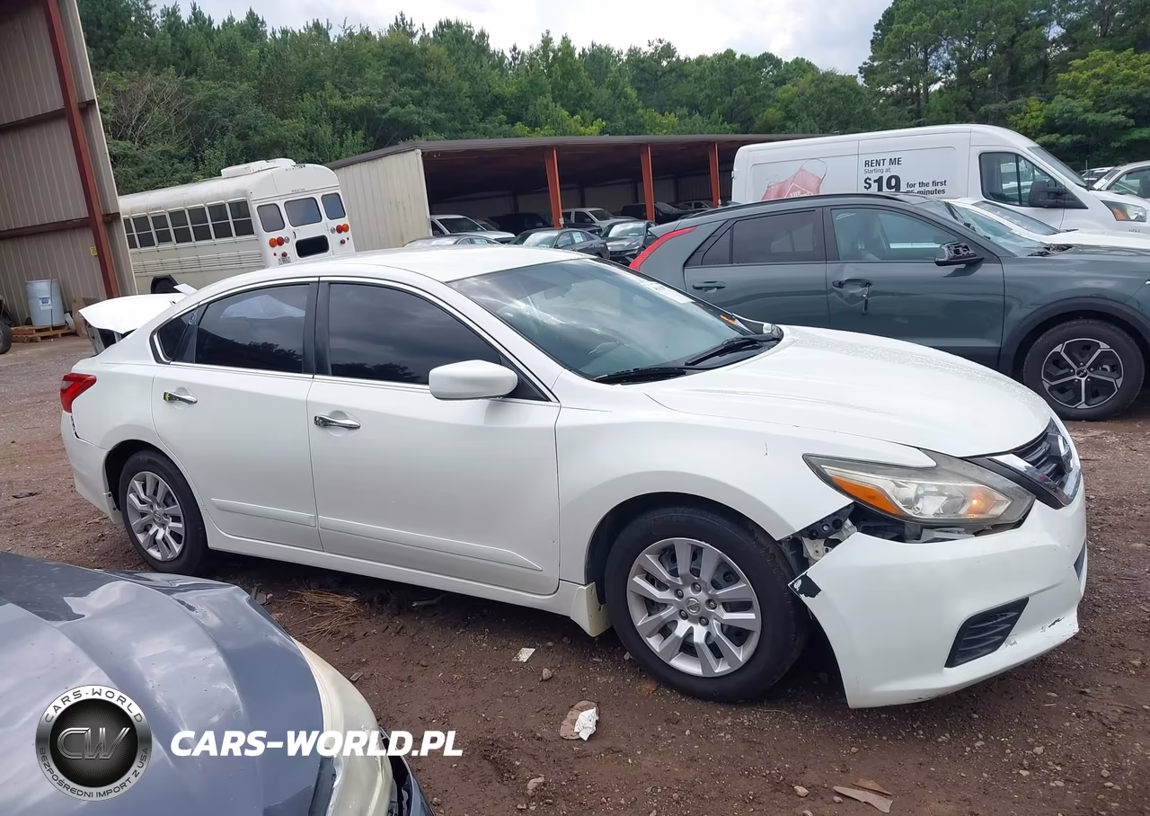 2017 Nissan Altima 2.5 S VIN:1N4AL3AP5HC146161 - 13