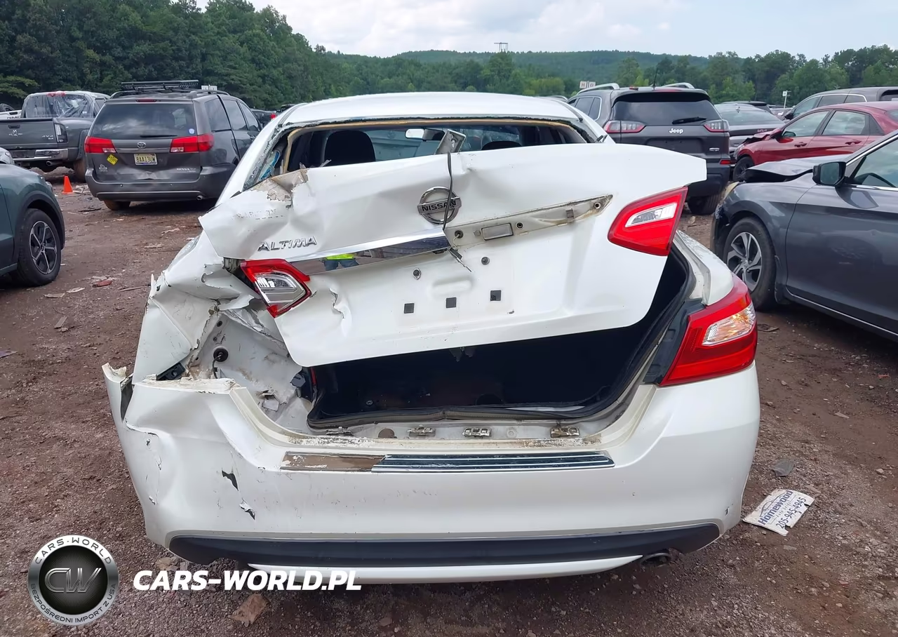 2017 Nissan Altima 2.5 S VIN:1N4AL3AP5HC146161 - 16