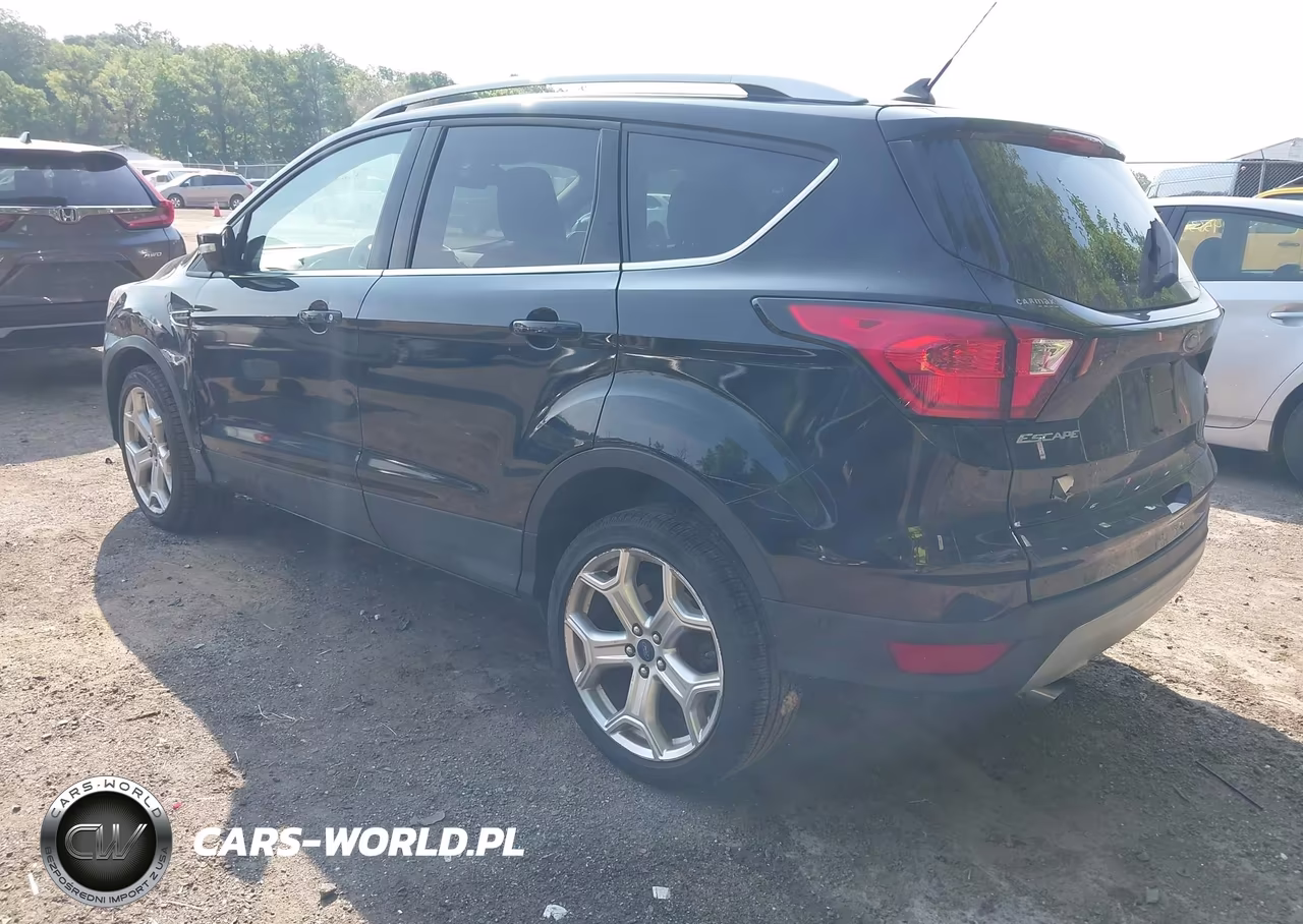 2019 Ford Escape Titanium VIN:1FMCU9J98KUC32713 - 3