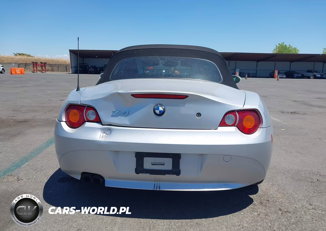 2005 BMW Z4 3.0I VIN:4USBT53565LU11701 - 16
