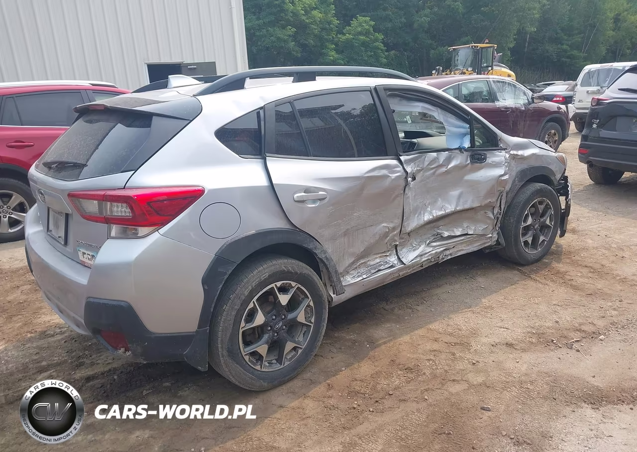2020 Subaru Crosstrek Premium VIN:JF2GTAPC6L8241872 - 4