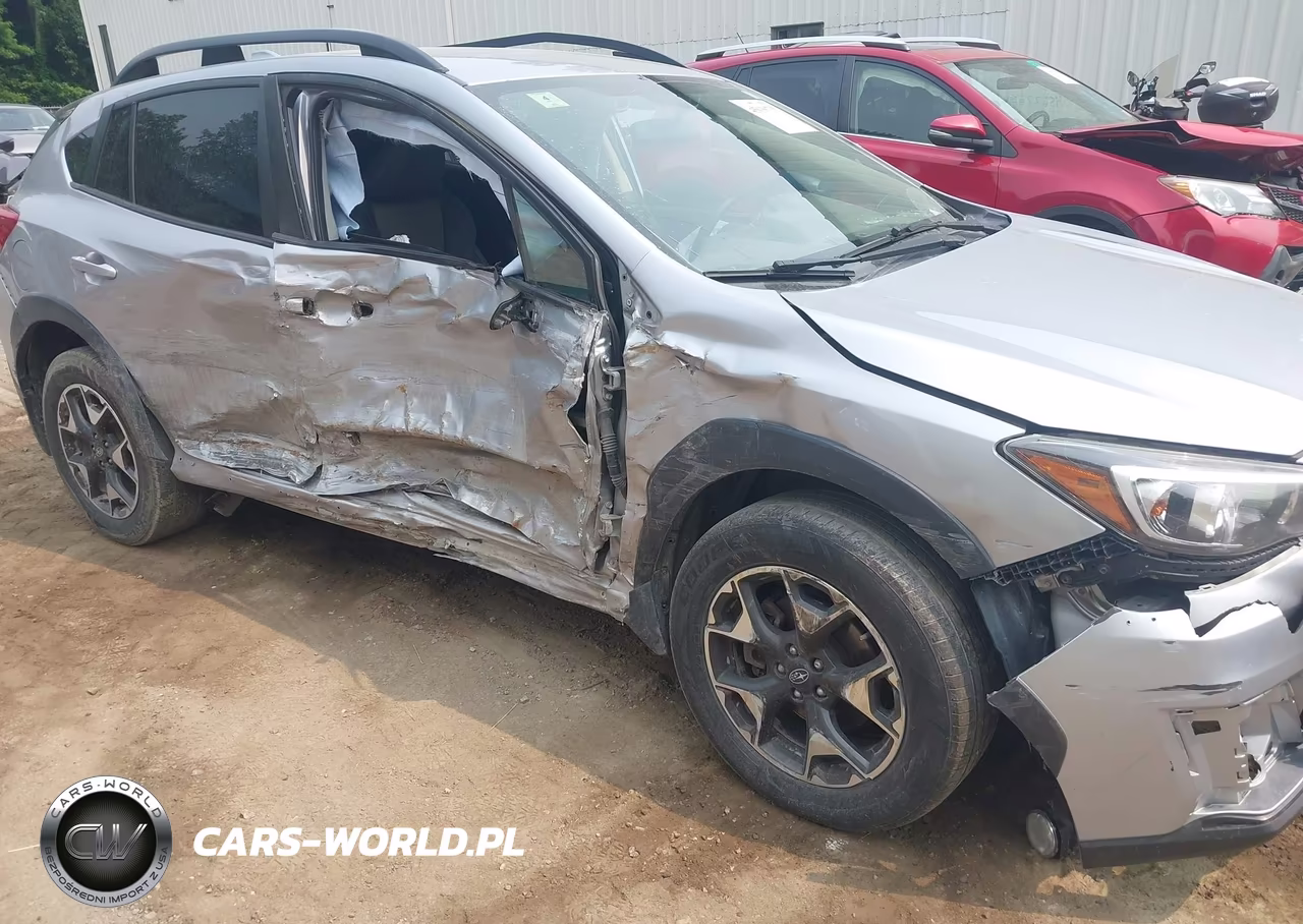 2020 Subaru Crosstrek Premium VIN:JF2GTAPC6L8241872 - 6