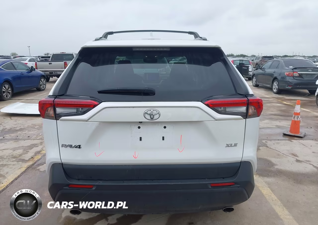 2023 Toyota Rav4 Xle VIN:2T3W1RFV2PW254250 - 17