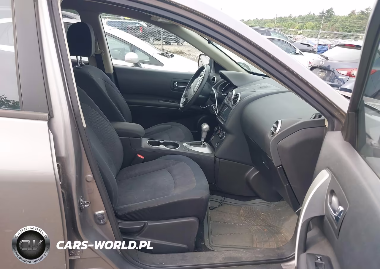 2015 Nissan Rogue Select S VIN:JN8AS5MV7FW755030 - 5
