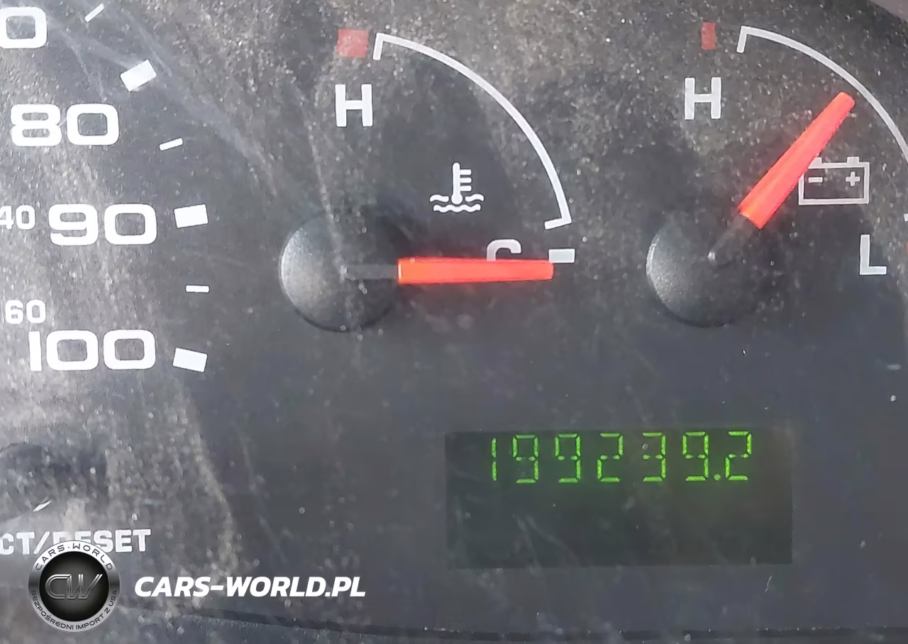 2004 Ford E-350 Super Duty Chateau-Xl-Xlt VIN:1FBNE31LX4HA23735 - 12