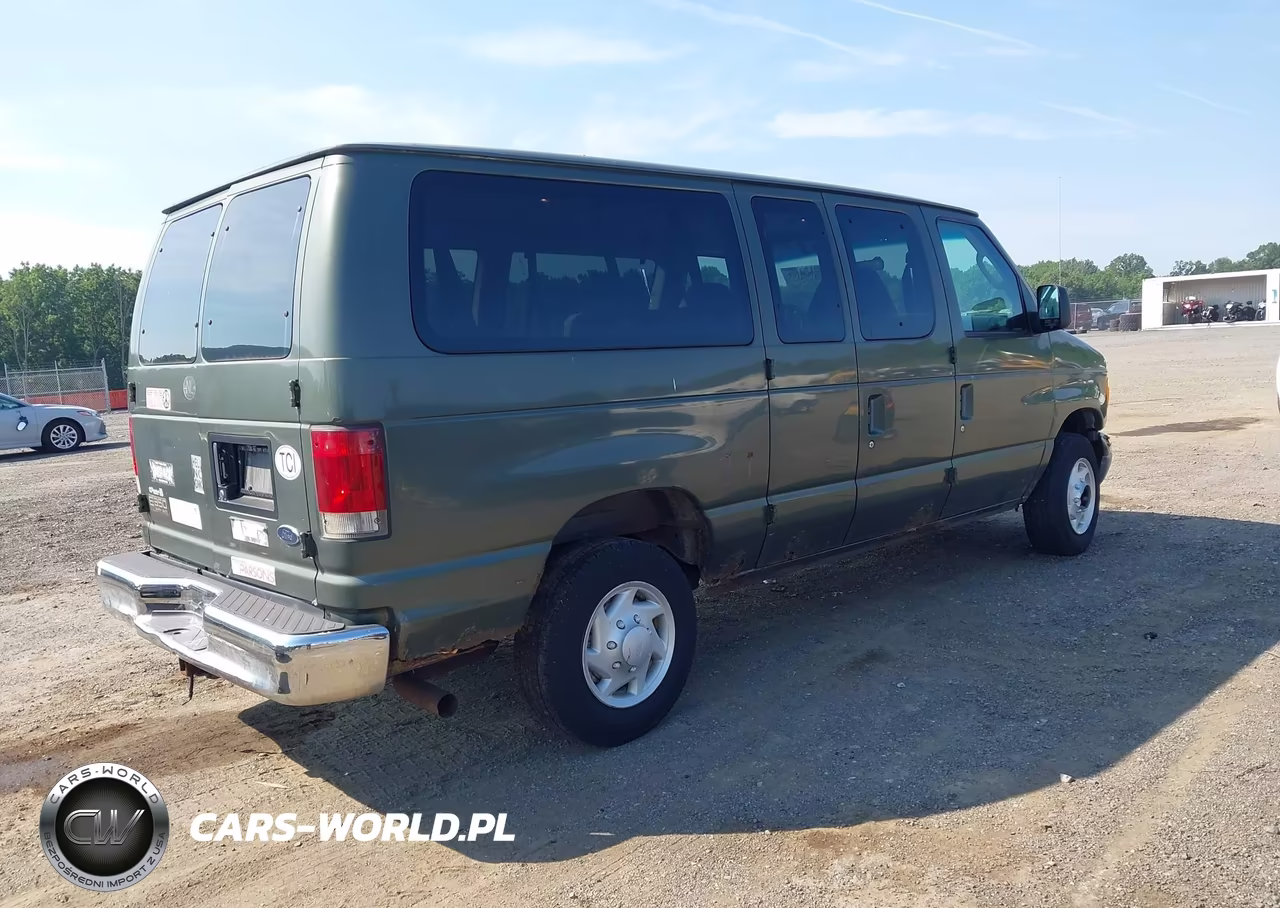 2004 Ford E-350 Super Duty Chateau-Xl-Xlt VIN:1FBNE31LX4HA23735 - 4