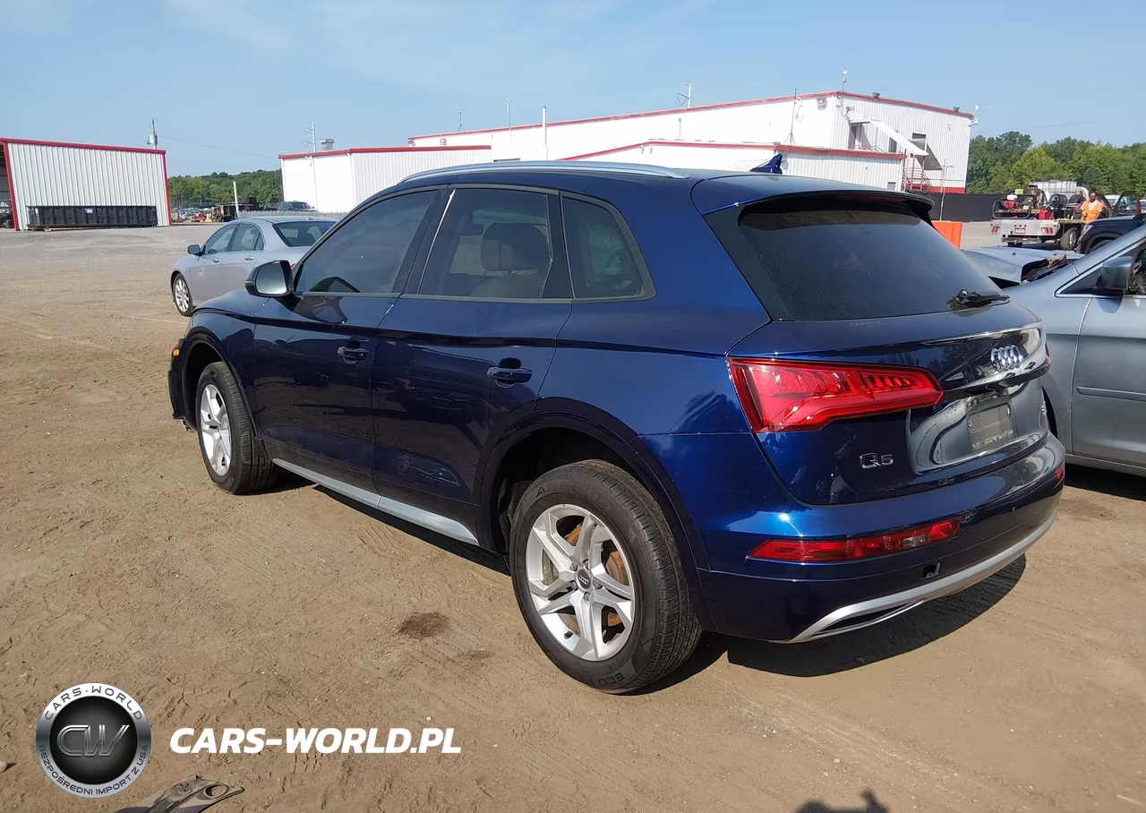2018 Audi Q5 2.0T Premium-2.0T Tech Premium VIN:WA1ANAFY8J2068667 - 3