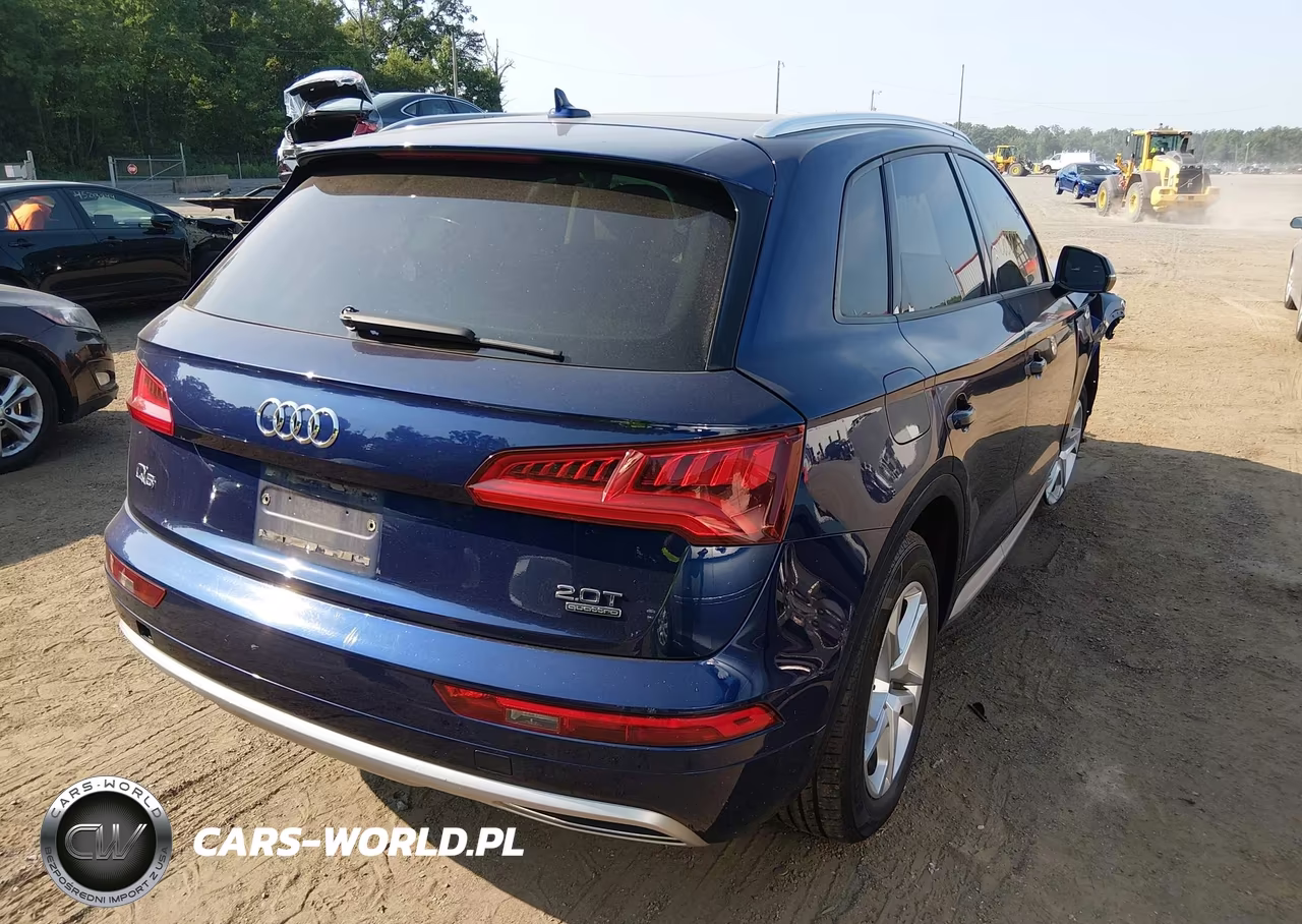 2018 Audi Q5 2.0T Premium-2.0T Tech Premium VIN:WA1ANAFY8J2068667 - 4
