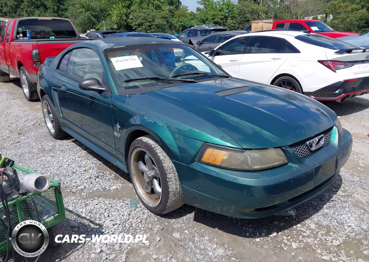 2000 Ford Mustang