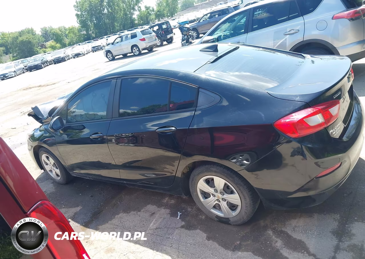 2016 Chevrolet Cruze Ls Auto VIN:1G1BC5SM0G7246506 - 14