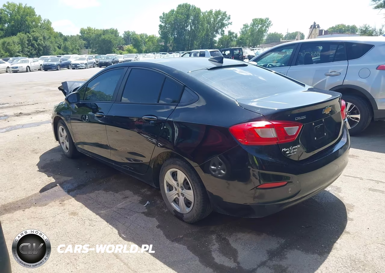 2016 Chevrolet Cruze Ls Auto VIN:1G1BC5SM0G7246506 - 3