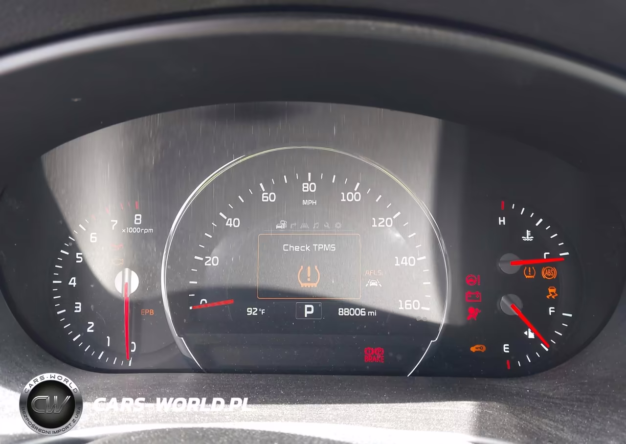 2018 Kia Sorento 3.3L Sxl VIN:5XYPK4A5XJG349463 - 7
