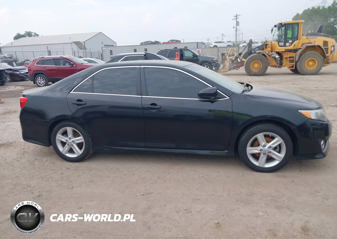 2014 Toyota Camry Se VIN:4T1BF1FK8EU331233 - 12