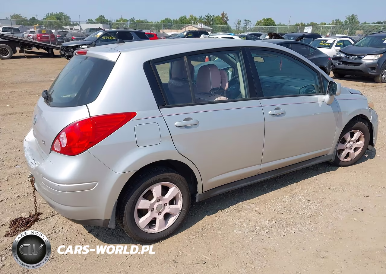 2009 Nissan Versa 1.8Sl VIN:3N1BC13E79L420130 - 4