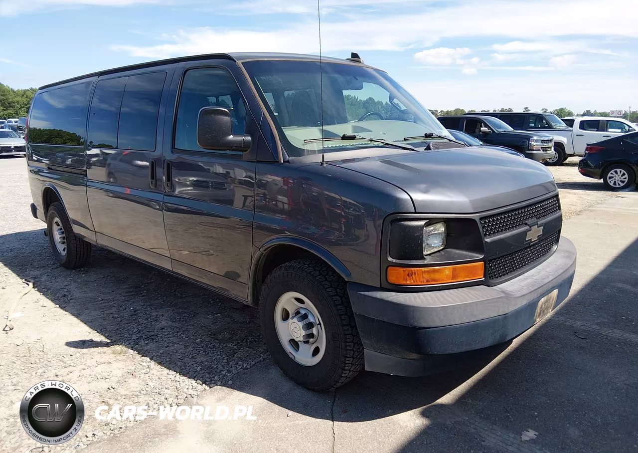 2017 Chevrolet Express 3500 Ls VIN:1GAZGNFG8H1291558 - 1