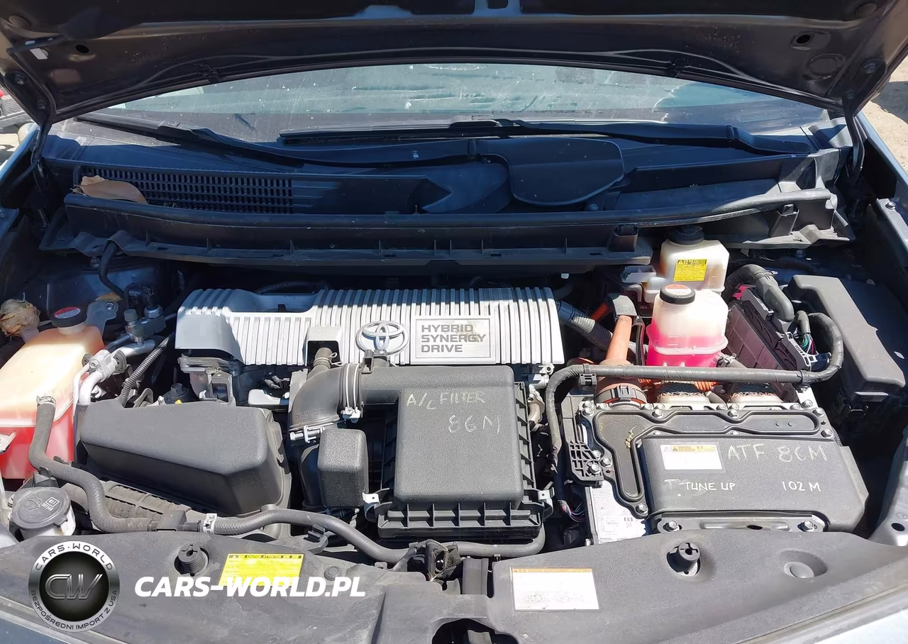 2015 Toyota Prius V Four VIN:JTDZN3EU8FJ030405 - 10