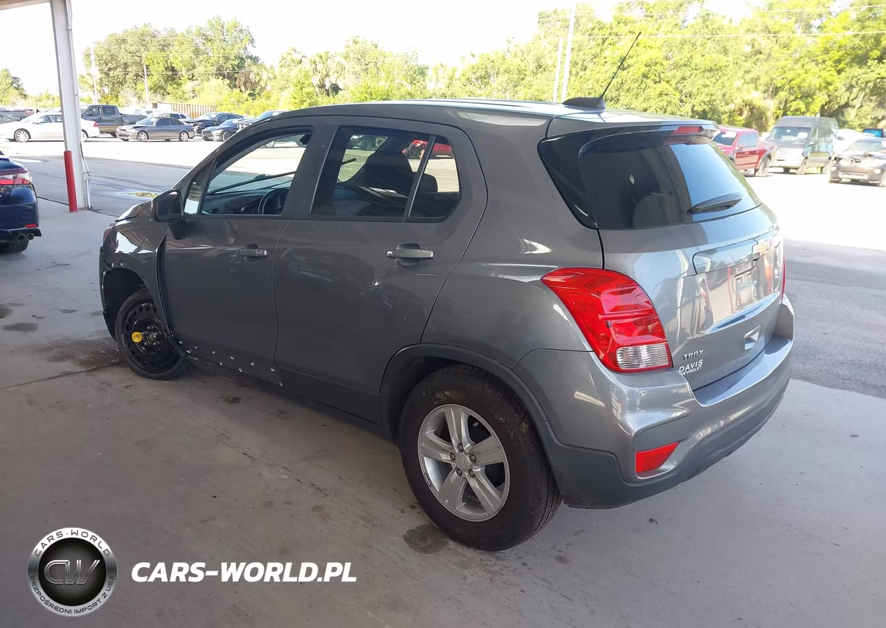 2020 Chevrolet Trax Fwd Ls VIN:3GNCJKSB7LL292443 - 3