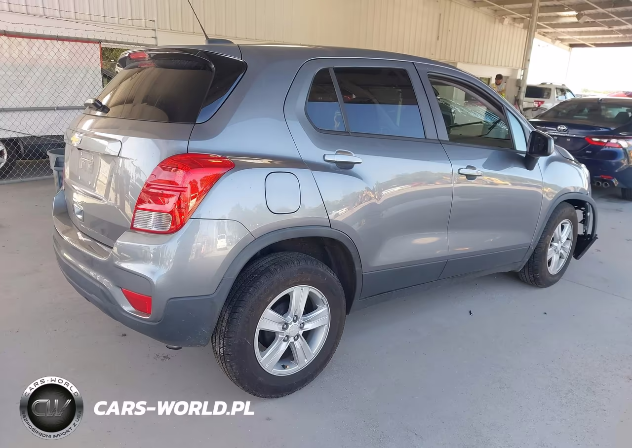 2020 Chevrolet Trax Fwd Ls VIN:3GNCJKSB7LL292443 - 4