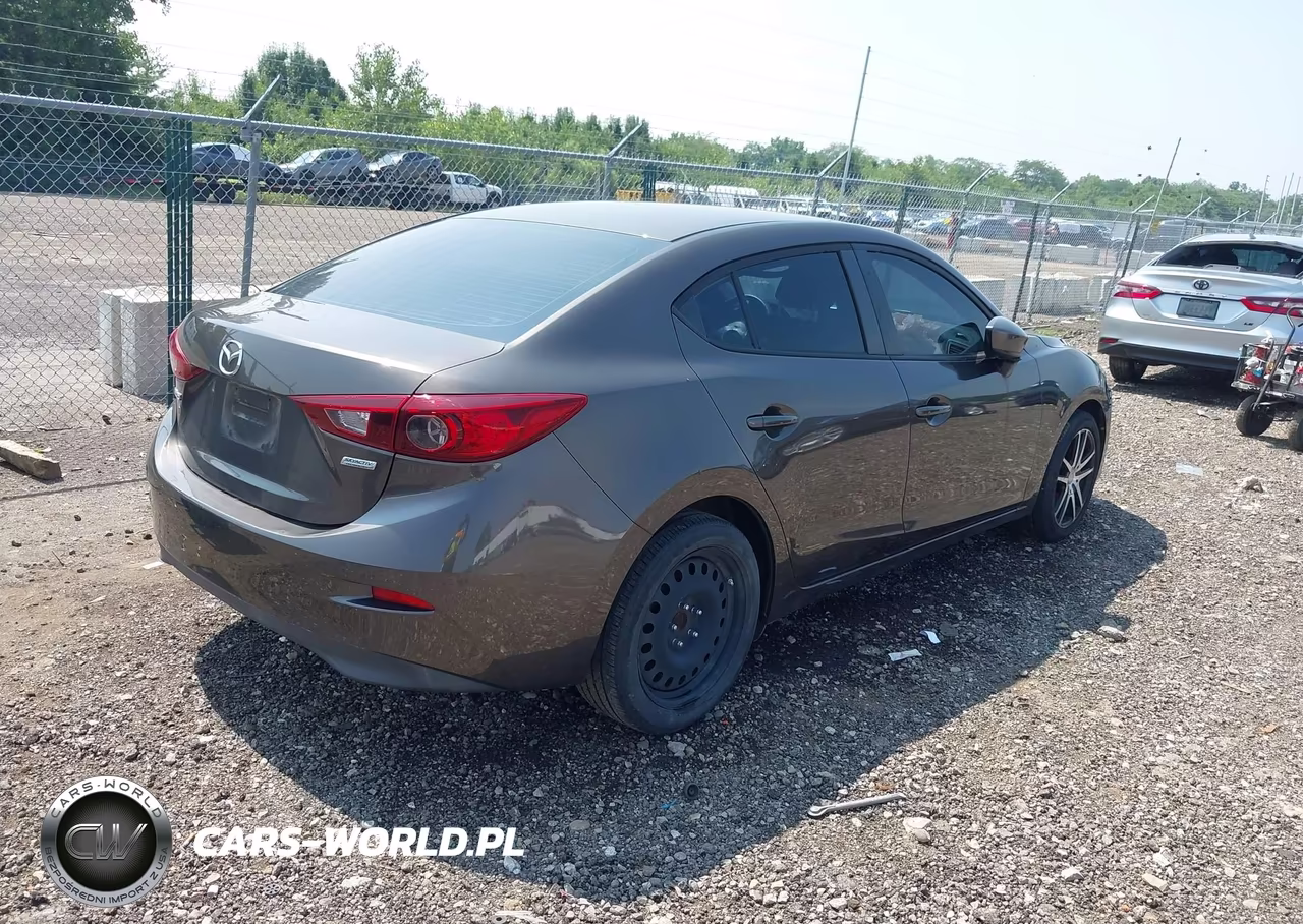 2015 Mazda Mazda3 I Sport VIN:3MZBM1U78FM149088 - 4