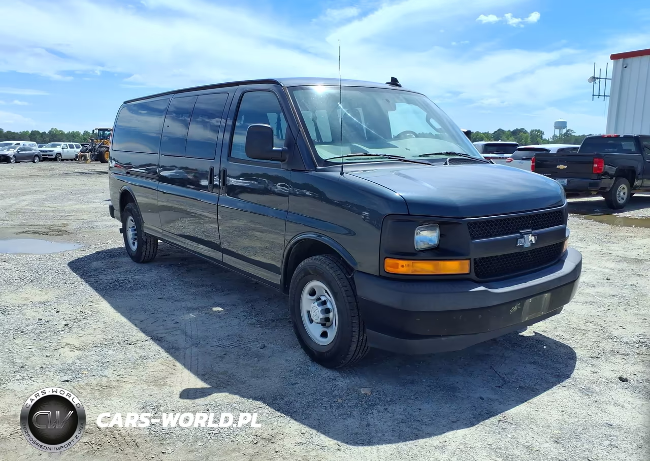 2017 Chevrolet Express 3500 Ls VIN:1GAZGNFG9H1292329 - 1