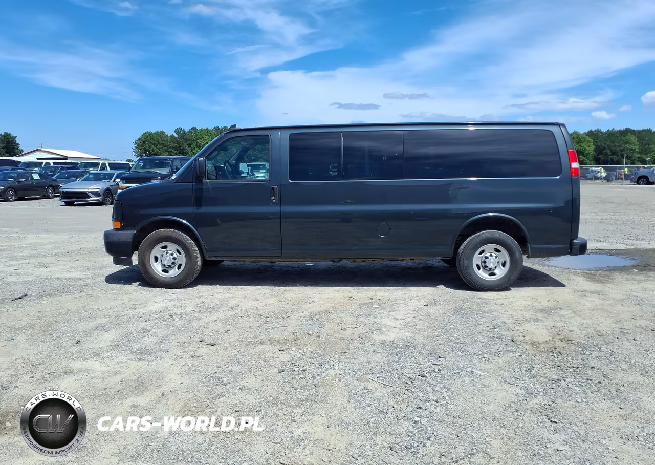 2017 Chevrolet Express 3500 Ls VIN:1GAZGNFG9H1292329 - 14