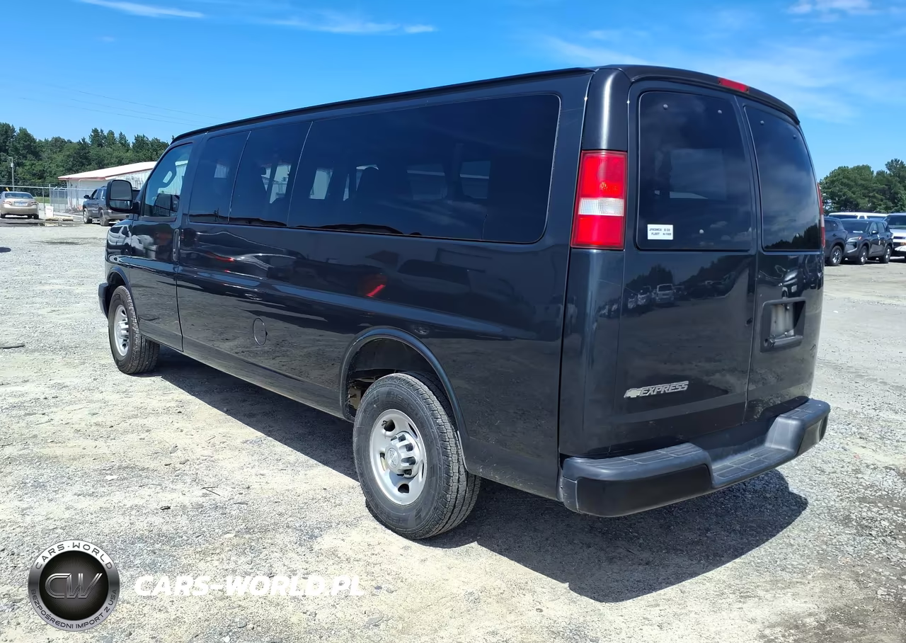 2017 Chevrolet Express 3500 Ls VIN:1GAZGNFG9H1292329 - 3