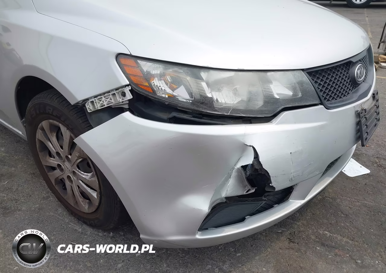 2010 Kia Forte Lx VIN:KNAFT4A27A5252581 - 6
