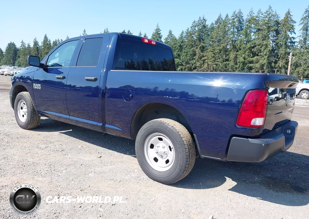 2018 Ram 1500 Tradesman 4X4 6'4 Box VIN:1C6RR7FG2JS326115 - 3