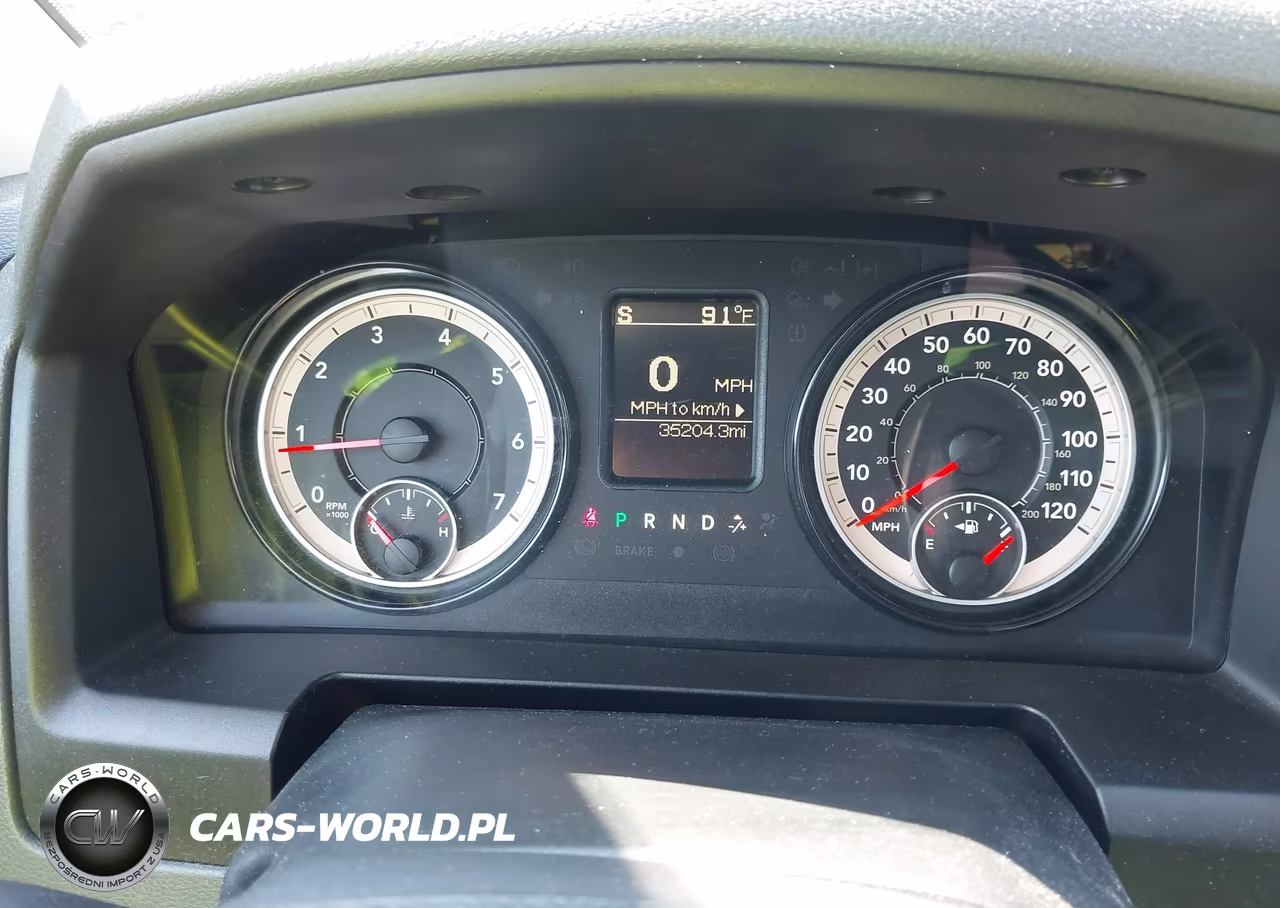 2018 Ram 1500 Tradesman 4X4 6'4 Box VIN:1C6RR7FG2JS326115 - 7