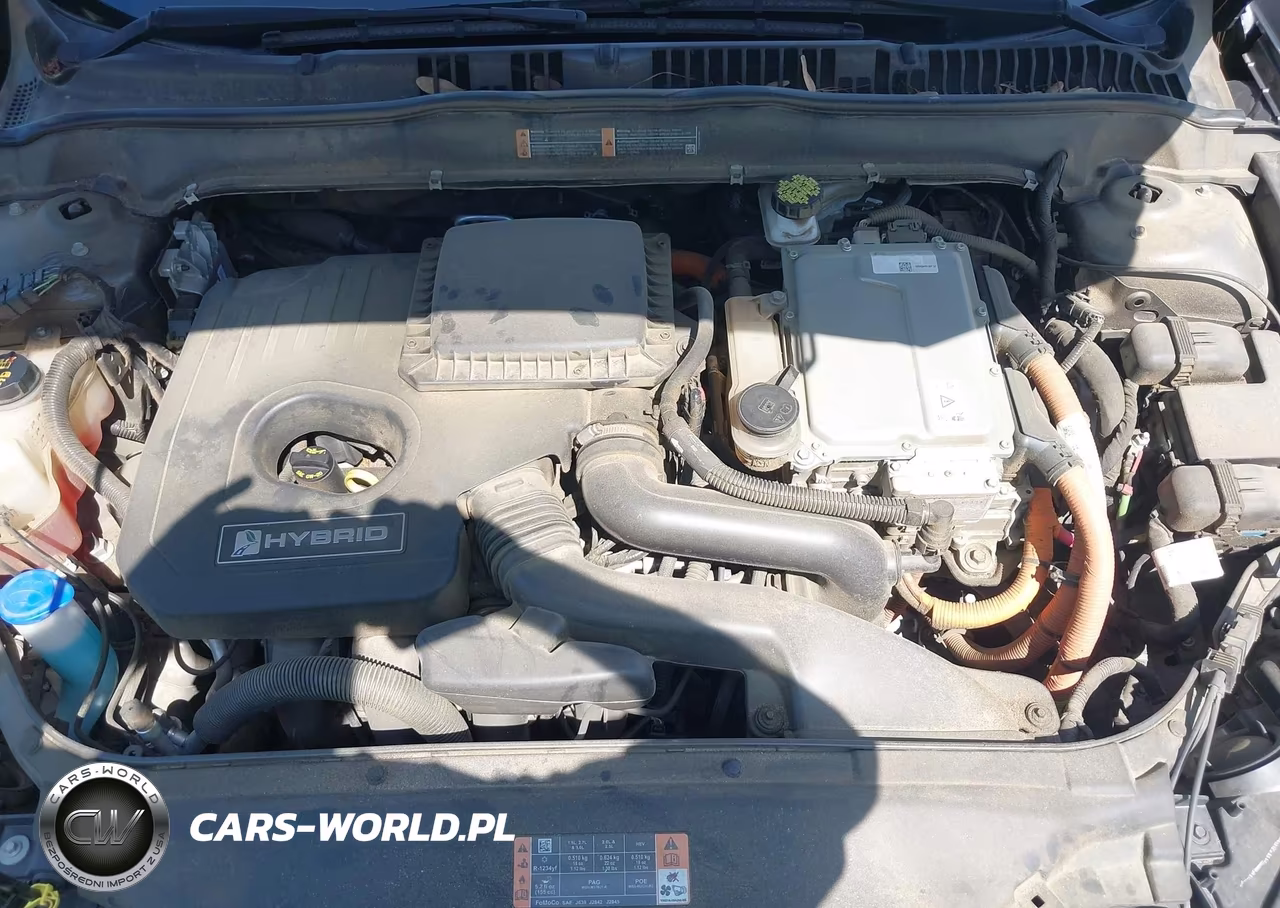 2018 Ford Fusion Hybrid S VIN:3FA6P0UU6JR271462 - 10