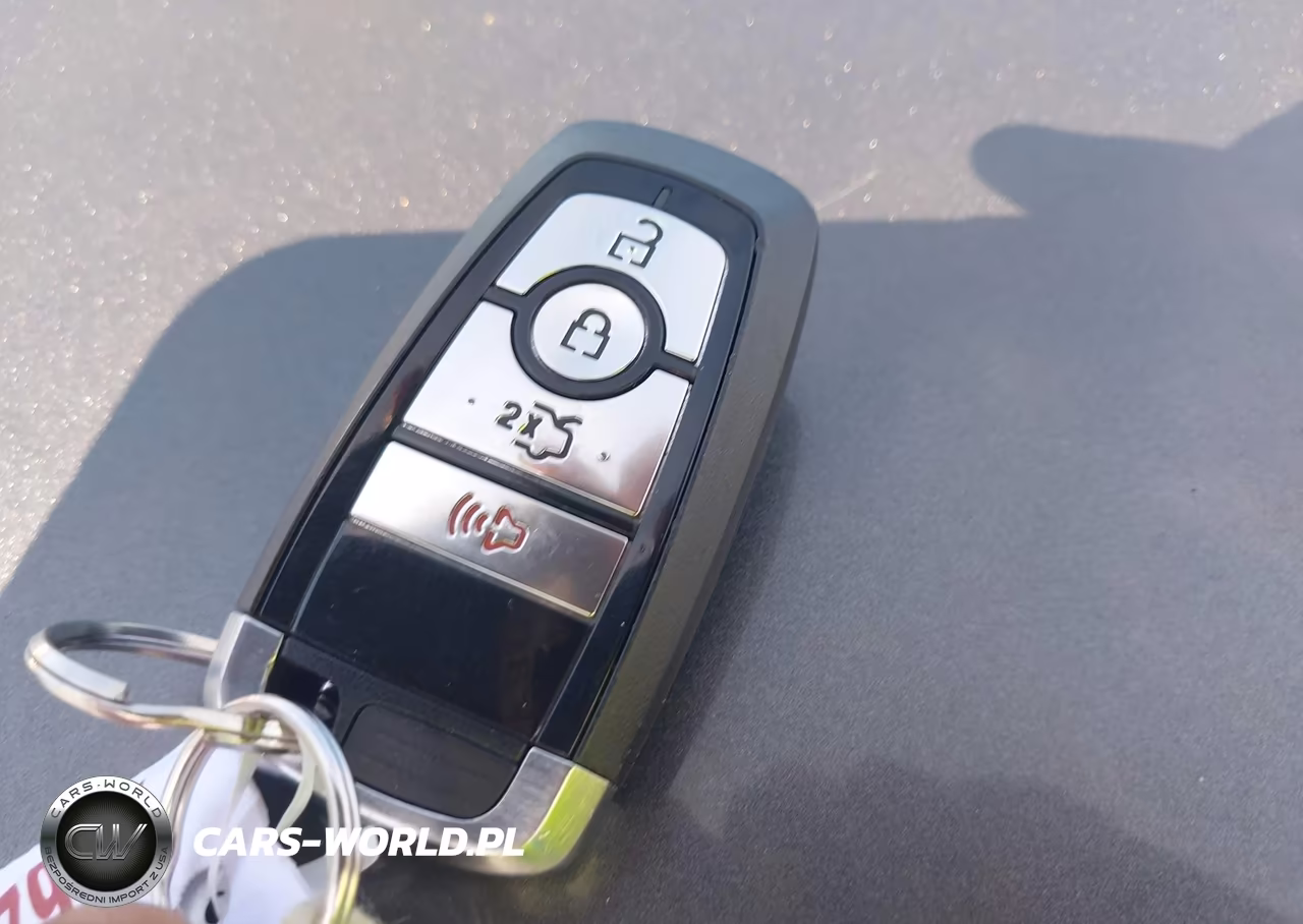 2018 Ford Fusion Hybrid S VIN:3FA6P0UU6JR271462 - 11