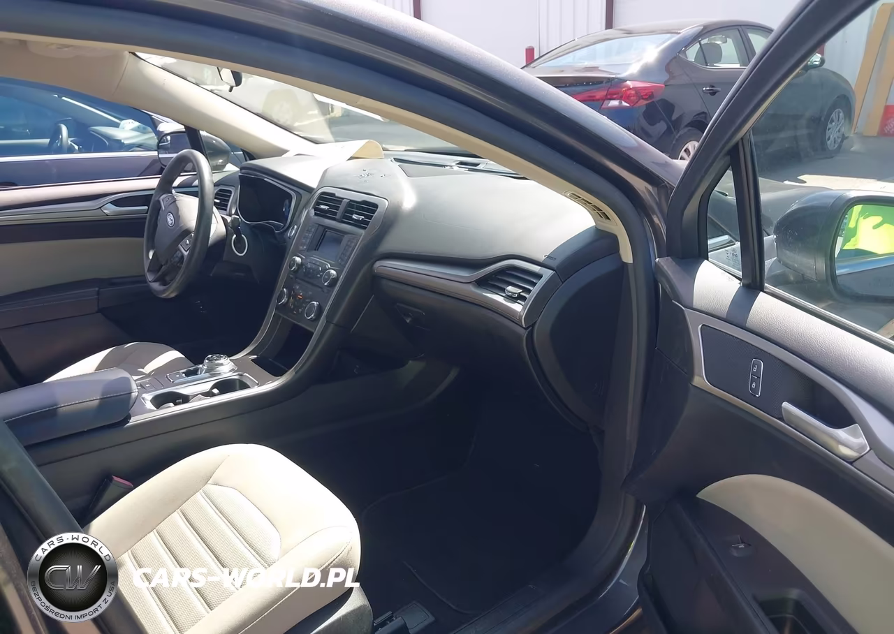 2018 Ford Fusion Hybrid S VIN:3FA6P0UU6JR271462 - 5