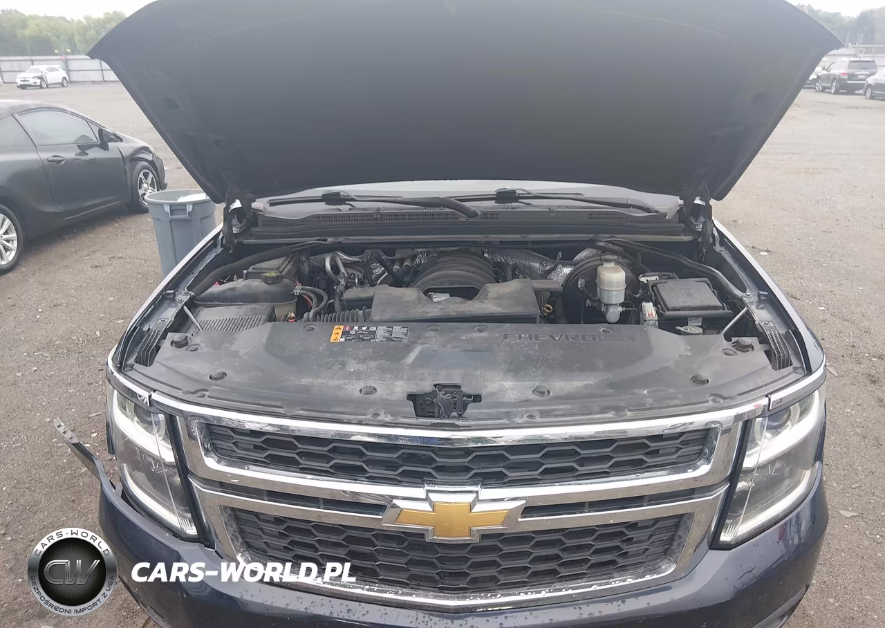 2017 Chevrolet Tahoe Ls VIN:1GNSCAKCXHR240412 - 10