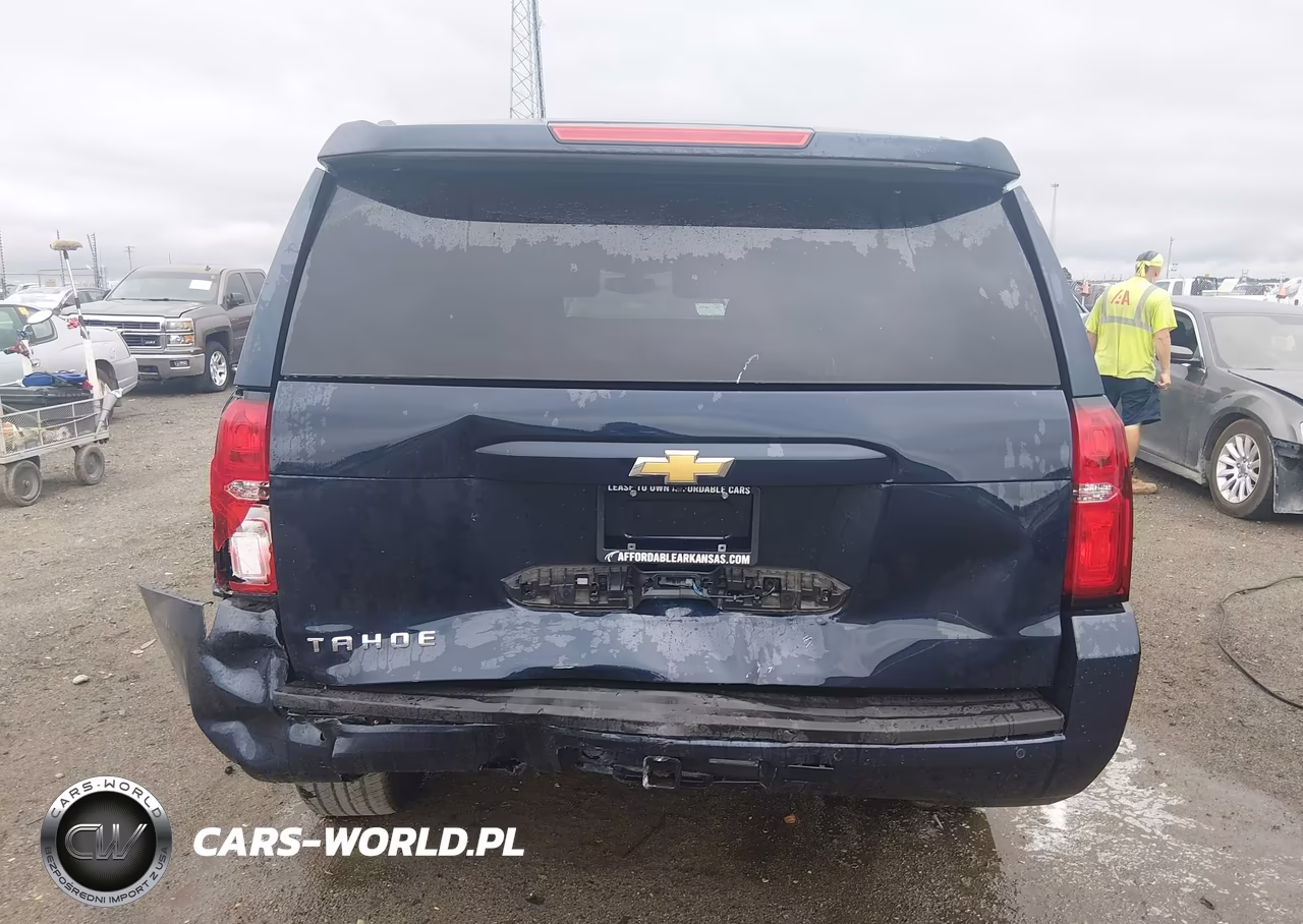 2017 Chevrolet Tahoe Ls VIN:1GNSCAKCXHR240412 - 17
